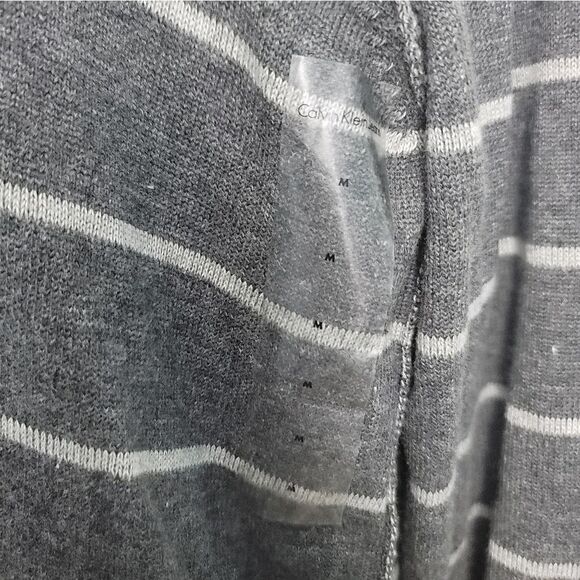 NWT- CALVIN KLEIN JEANS Long Sleeve Top - Picture 4 of 10